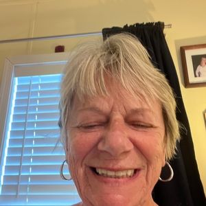 Meet your Posher, Virginia
